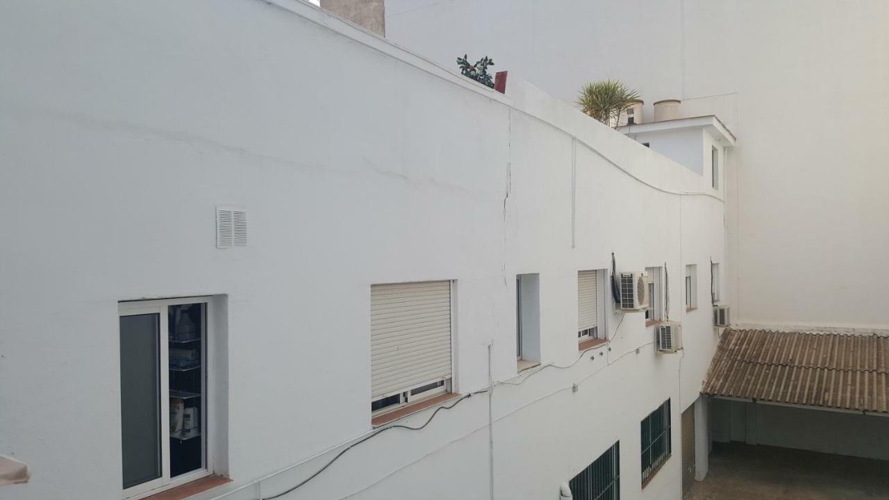 Pension Yna Holiday Малага Екстериор снимка